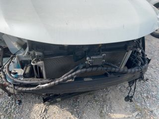2018 Nissan Rogue SV - Engine Compartment Image